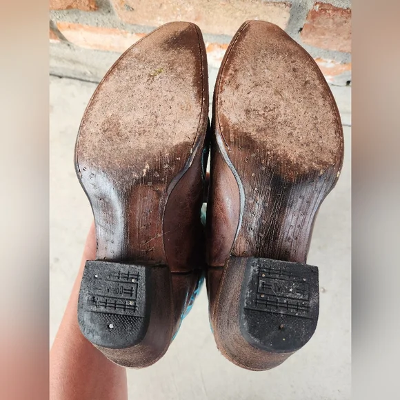 Corral brown with aqua design cowboy boots. Size 10M - Picture 12 of 13